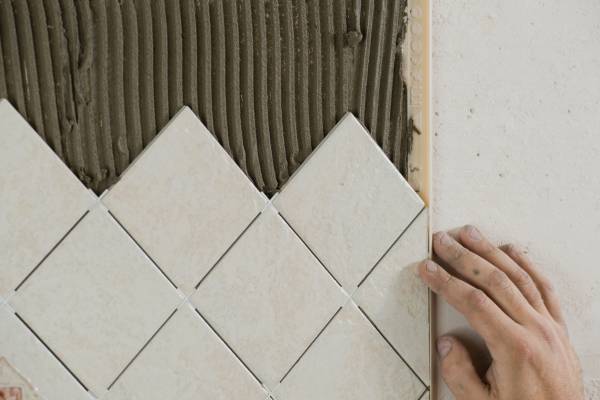 Tile Installation: A Simple and Effective Way to Refresh Your Interior